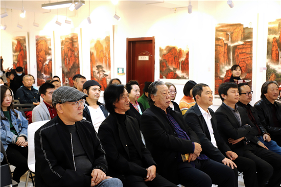 万恒艺术·发现--王依民红色太行专题展在京成功举办