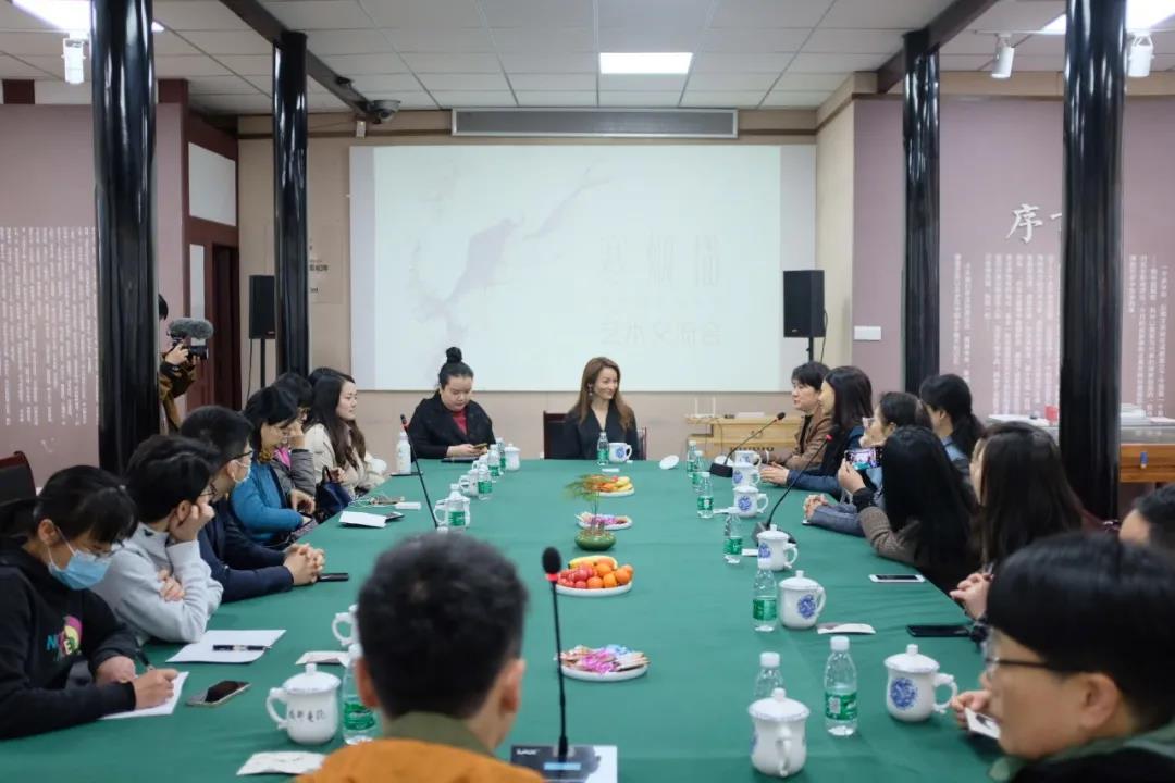 《寒烟描——罗寒蕾工笔画展》亮相成都画院